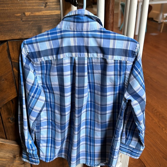 Vineyard vines whale performance button down - Picture 4 of 5